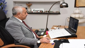 Mehmet Zeybek Büyükşehir ve İl Belediye Başkanları toplantısını gerçekleştirdi