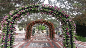 Sandıklı'da Peyzaj Çalışmaları Devam Ediyor