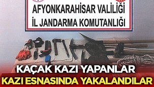 İhsaniye'de kaçak kazı yaparken yakalandılar! 