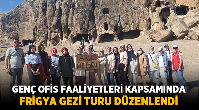 Kız Anadolu İmam Hatip Lisesi öğrencileri Frigya'yı gezdi