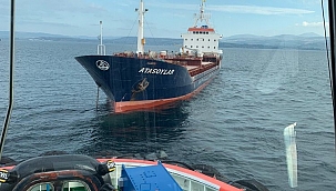 Ukrayna'dan İzmir'e giden gemi arıza yaptı