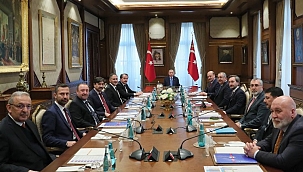 Cumhurbaşkanlığı Külliyesi'nde memura ek zam görüşmesi