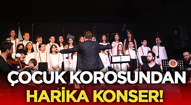 Afyon'da çocuk korosu Barış Manço şarkıları ile konser verdi