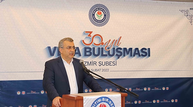 İzmir Eğitim-Bir-Sen Vefa Buluşması Programı Düzenlendi