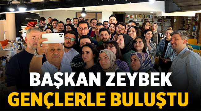 Afyonkarahisar Belediye Başkanı Zeybek, gençlerle buluştu
