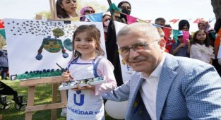 23 Nisan coşkusu 10 bin çocuk ile Validebağ Korusu'nda yaşandı