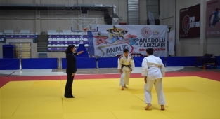 Afyonkarahisar'da Analig Judo müsabakaları başladı