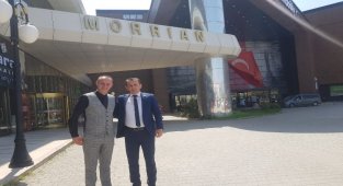 Muhafazakar Yükseliş Partili Bayrak, esnafları ziyaret etti 