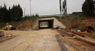 Üstyapı çalışmaları Ramazan'da