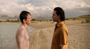 ‘Kurak Günler’in Festival Afişi Yayınlandı!