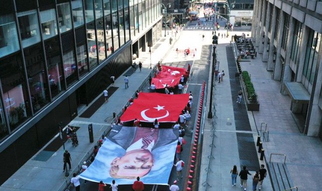 New York'ta 'Türk Günü' yürüyüşü