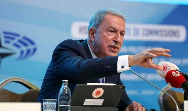 Bakan Akar'dan Yunan parlamentere sert tepki!