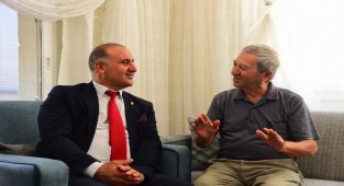Başkan Kaya'dan şehit babalarına ziyaret