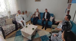 Gölcük'te Şehit Babalarına Anlamlı Ziyaret