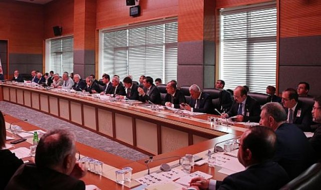 KİT Komisyonu’nda İzmir’in tarım modeli tartışma konusu oldu