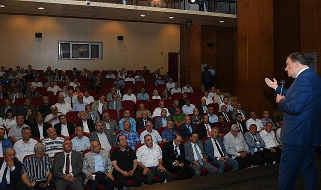 Malatya'da 'Kayısı Festivali' istişaresi sürüyor