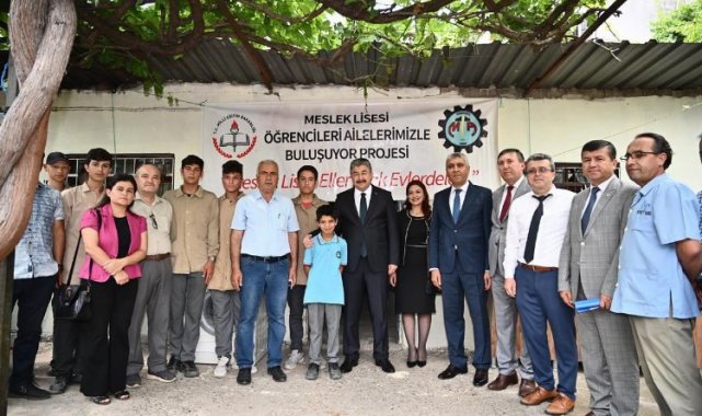 Meslek lisesi öğrencileri ailelerle buluşuyor
