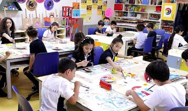 Pleksi Kabinler, Umut Projesiyle Sanat Eserine Dönüştü