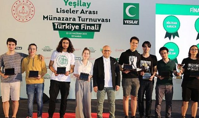 Yeşilay Liseler Arası Münazara Turnuvası Finali Sepetçiler Kasrı’nda gerçekleşti