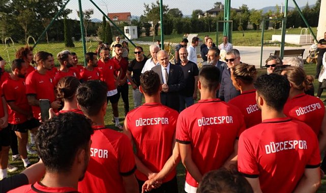 Başkan Özlü'den Düzcespor'a 'tatlı' moral