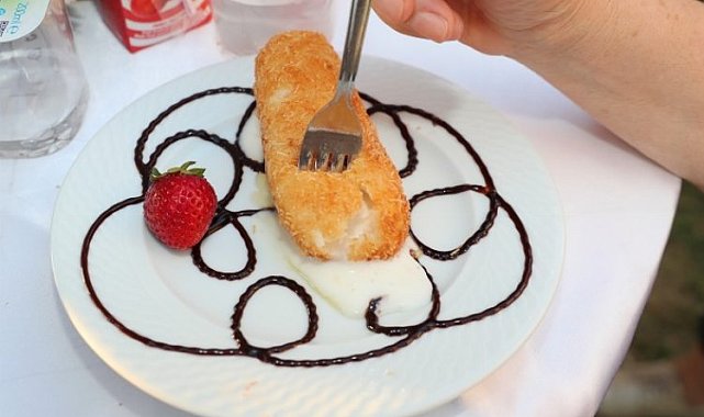 Yeni lezzet Gülümse Börek beğeniye sunuluyor