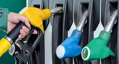 Benzine bir zam daha geldi
