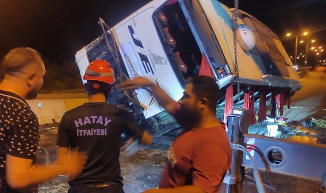 Dörtyol'daki kazaya itfayeden anında müdahale