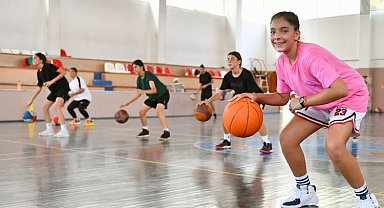 Haydi gençler basketbola!