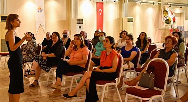 Kadınlara ekonomik fırsatlardan eşit yararlanma eğitimi