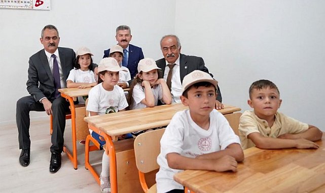 Köy yaşam merkezleri çoğalıyor... Milli Eğitim'den bir Yaşam Merkezi' de Uşak'a...