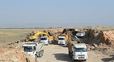 Malatya'da Altay Kışlası'na güvenlik duvarı
