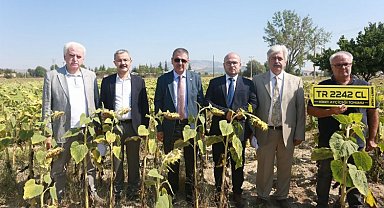 Pamukkale Üniversitesi eğitirken üretip, para kazanıyor