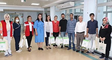 Diyarbakır Kayapınar'da yeni doğan bebeklere ilk hediye