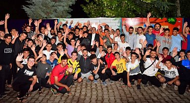 Diyarbakır'da 'Hazar Uyanış Gençlik Kampı'nda hem tatil, hem eğitim