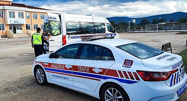 Düzce'de Jandarma'dan servis araçlarına özel denetim