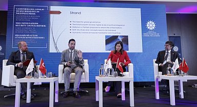 İletişim'den Madrid'de 'Reform' paneli