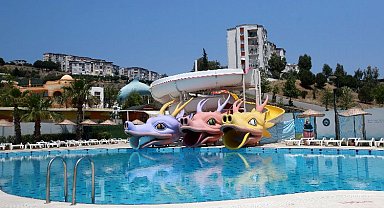 İzmir Karabağlar'da Aqua Yaşam'a rekor ziyaretçi