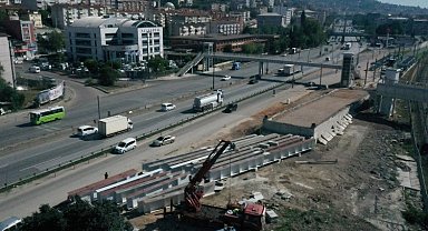 Kuruçeşme Tramvay Hattı'nda çelik kirişler montaja hazırlanıyor