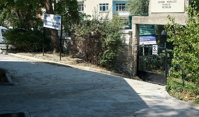 Kütahya'da mezarlıklarda imalatlar tam gaz
