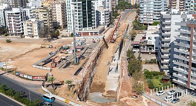 Mersin şantiyeye döndü