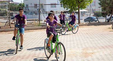 Öğrenciler, hayata pedal çevirdiler