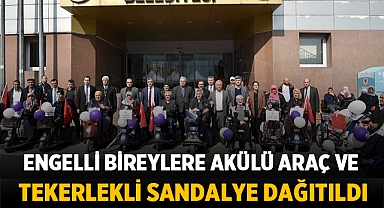 Afyonkarahisar'da engellilere akülü araç ve tekerlekli sandalye teslimi yapıldı
