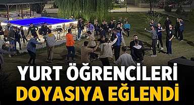 Afyonkarahisar'da yurt öğrencileri doyasıya eğlendi
