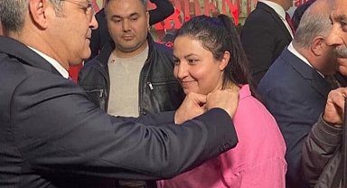 Ankara'da AK Parti ve MHP'den CHP'ye katılım