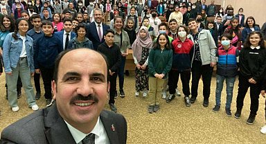 Belediyeden gençlere doğum günü hediyesi
