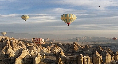 Kapadokya'da turistler sepetten düştü: 2 ölü