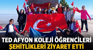 Ted Afyon Koleji Öğrencileri Şehitlikleri Ziyaret Etti