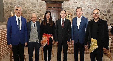 Bergama'da tarihi tören