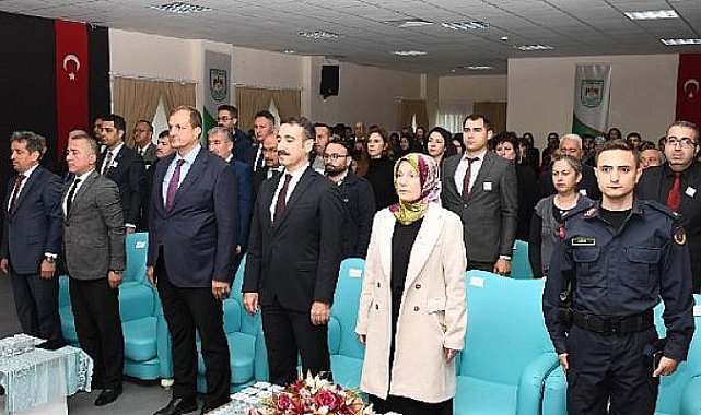 İznik’te 24 Kasım Öğretmenler Günü Kutlandı