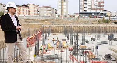Kocaeli Çayırova'da 'Kent Meydanı' ortaya çıkıyor